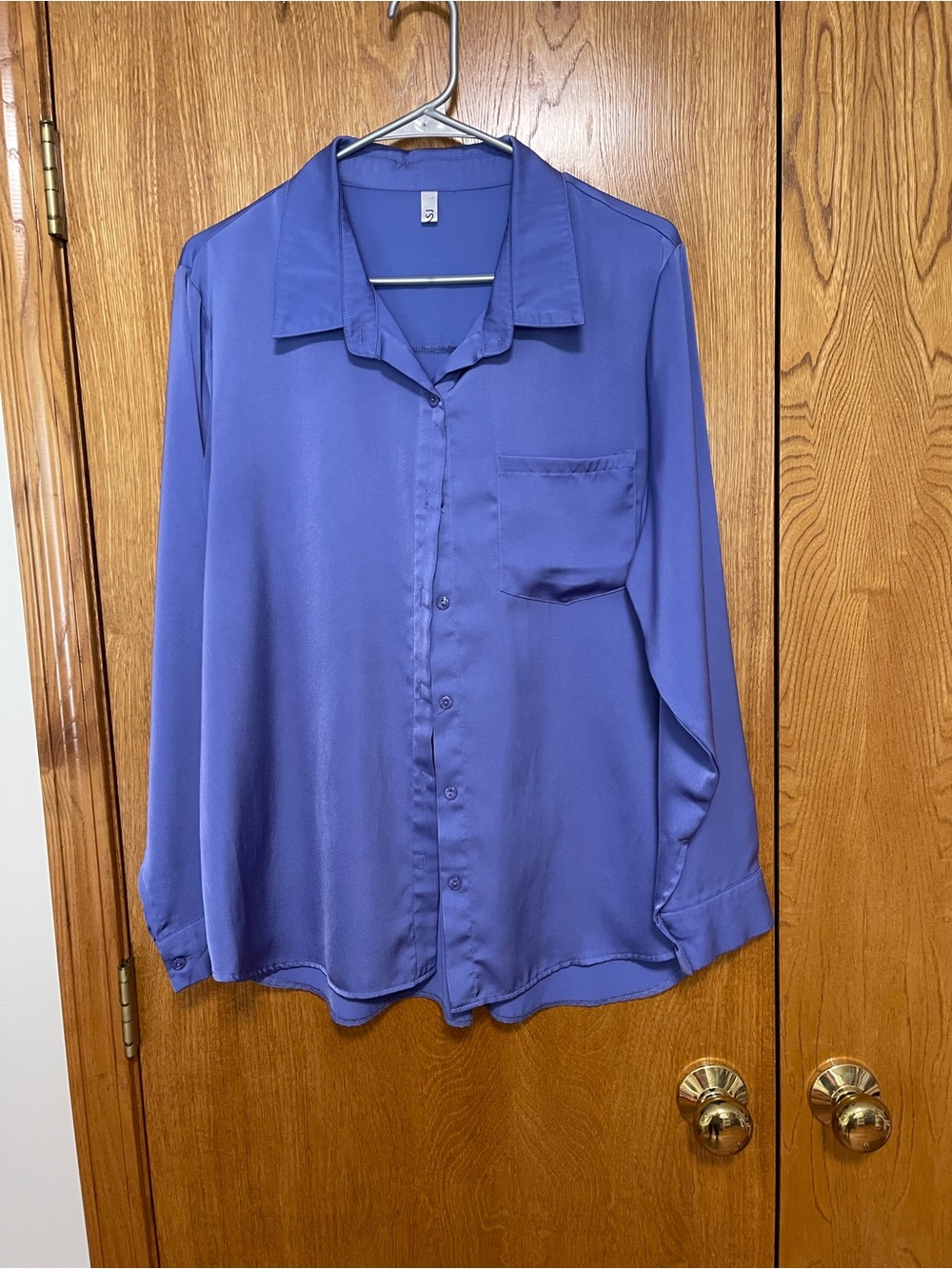 YAS Women’s Purple Button-Up Shirt - Classic Collared Style